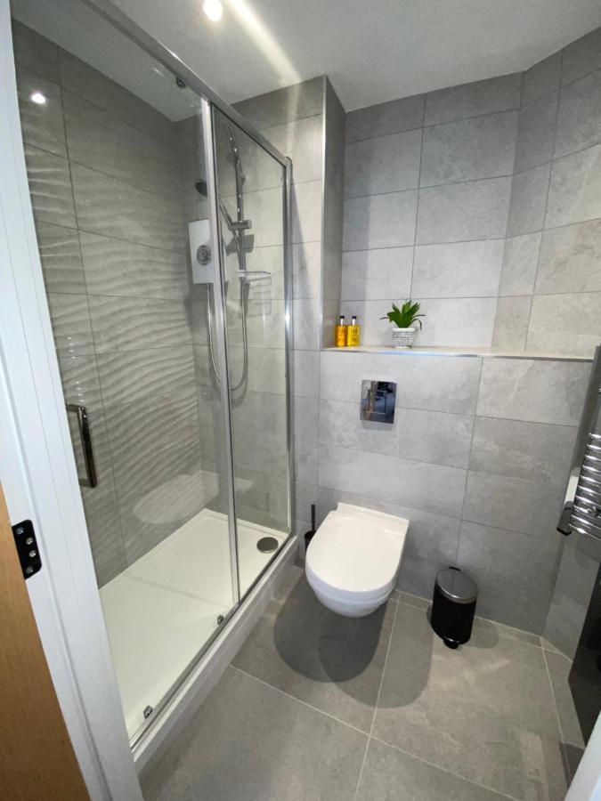 Roomotel - Oakview Moseley Birmingham Exterior foto
